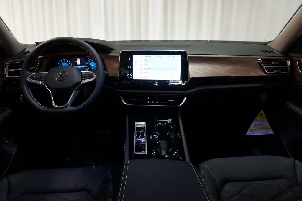 2026 Volkswagen Atlas SE w/Tech - Photo 14