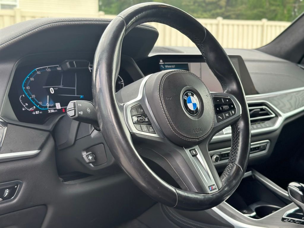 Used 2022 Phytonic Blue Metallic BMW xDrive40i image 17