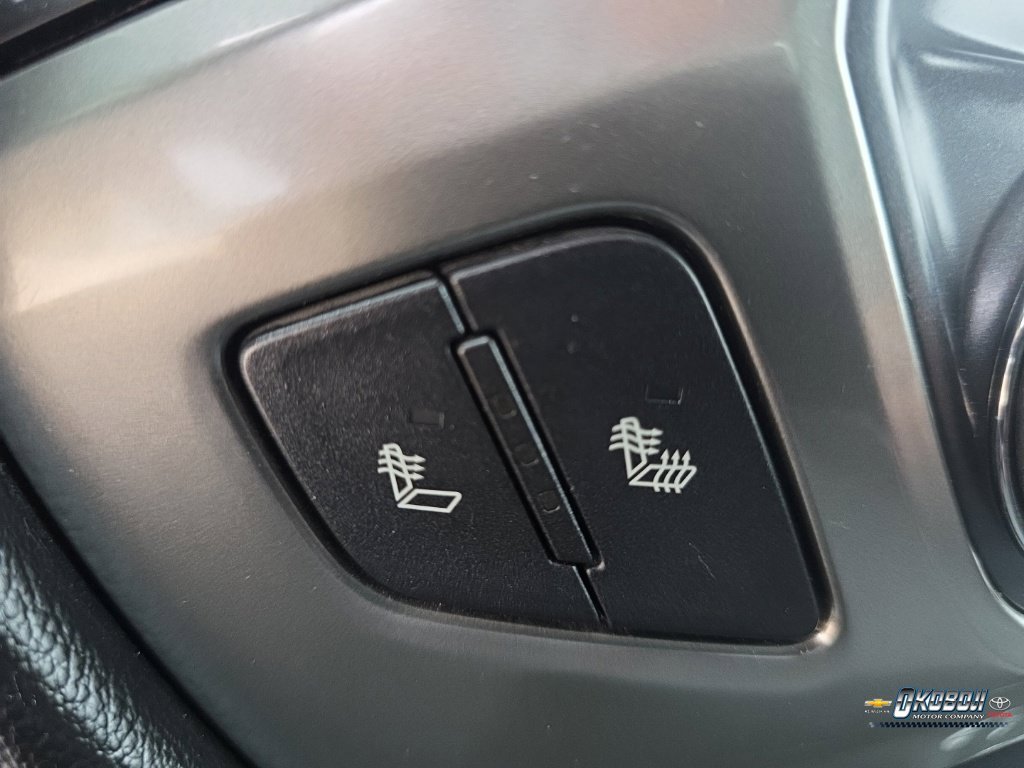 Used 2018 Silver Chevrolet LT image 18