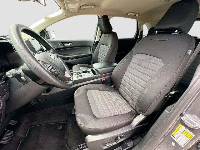 Used 2024 Gray Ford SE image 19