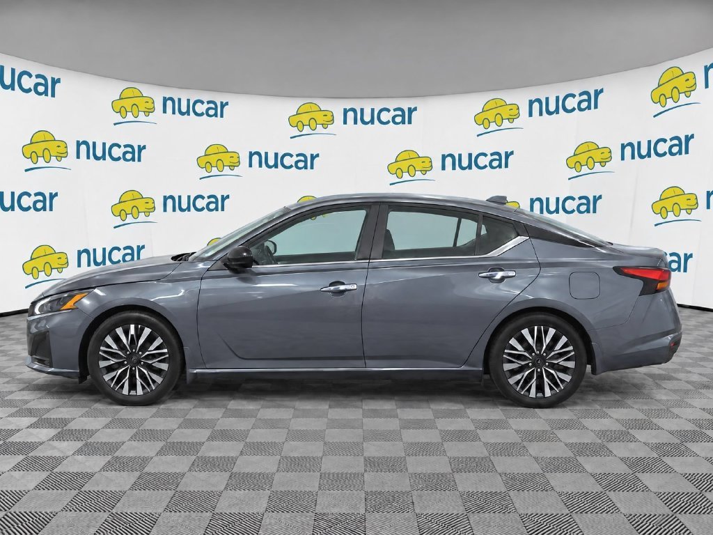 Used 2024 Gray Nissan 2.5 SV image 6