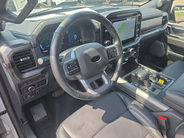 Certified Used 2024 Avalanche Ford Lariat image 13