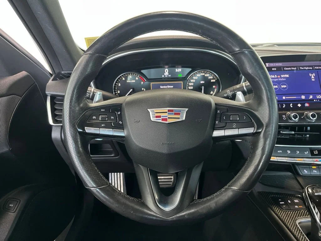 Used 2020 White Cadillac Sport image 6