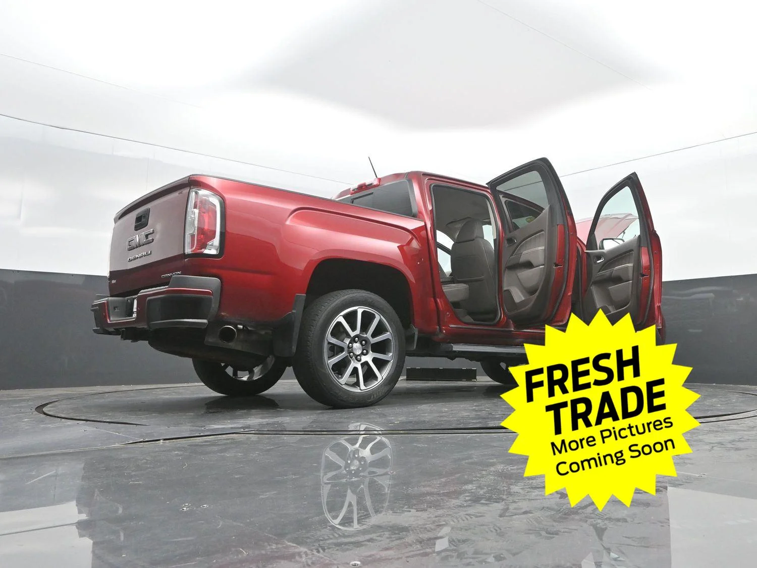 Used 2022                           GMC  image 47