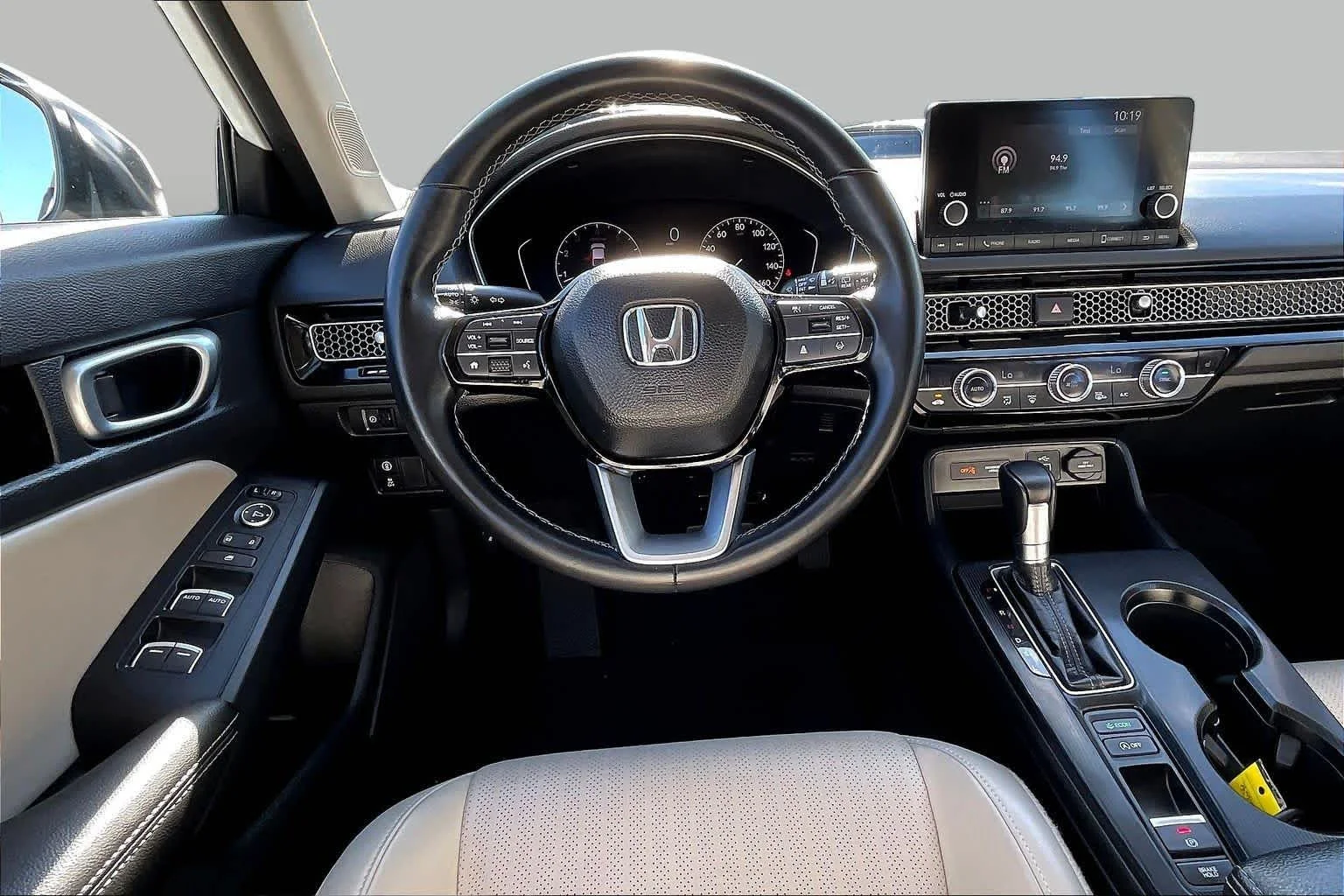 Used 2023 Platinum White Pearl Honda EX-L image 6