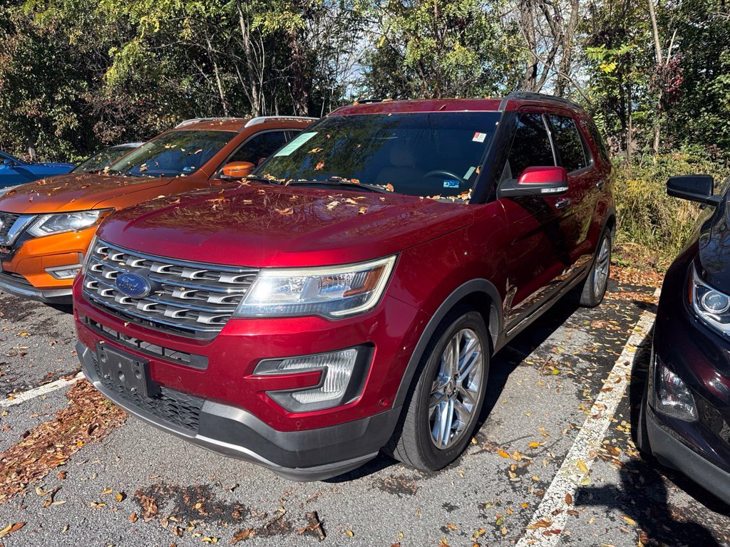 Used 2017 Red Ford Limited image 2
