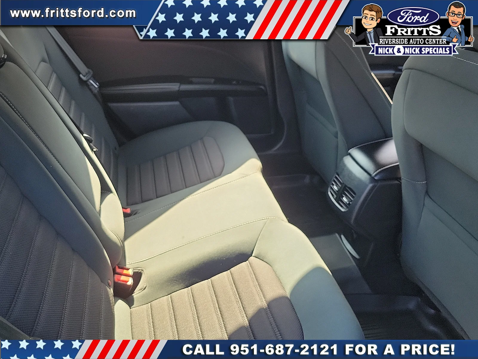 Certified Used 2019 Oxford White Ford SE image 15