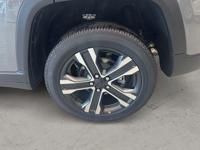 New 2027 Sting-Gray Clearcoat Jeep Limited image 14