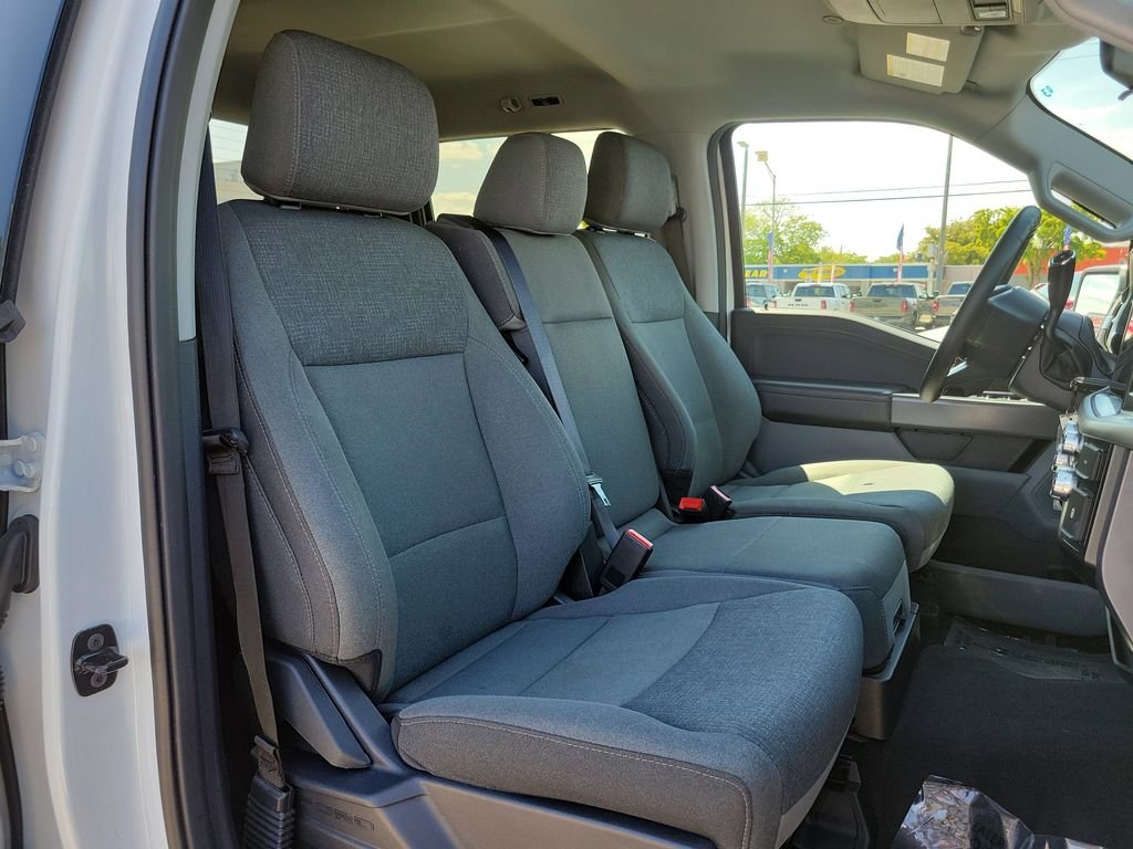 Used 2025 White Ford XLT image 30