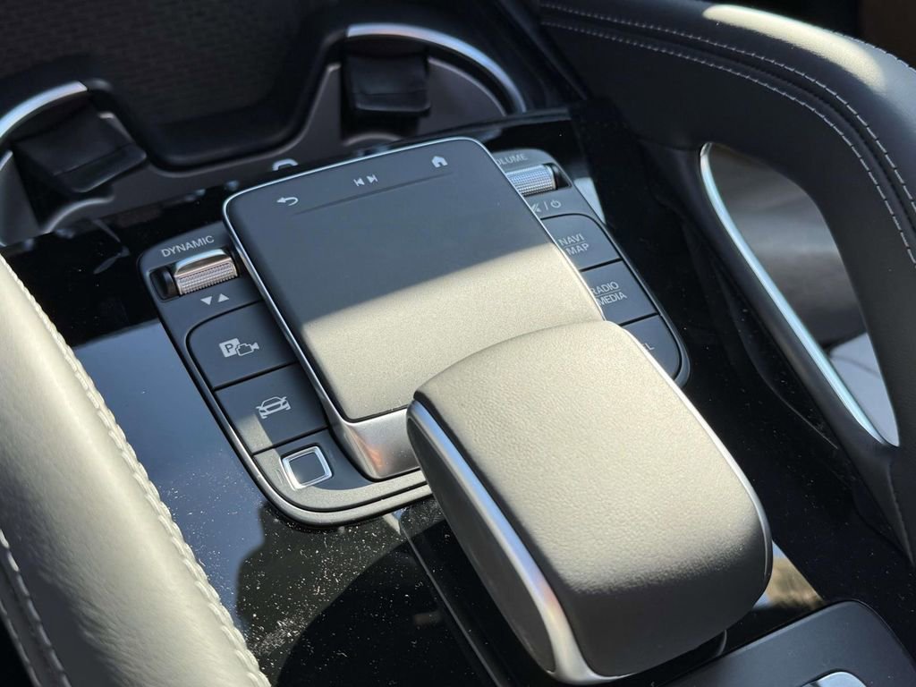 New 2026 MANUFAKTUR Alpine Grey Mercedes-Benz GLE 63 S AMG® image 29
