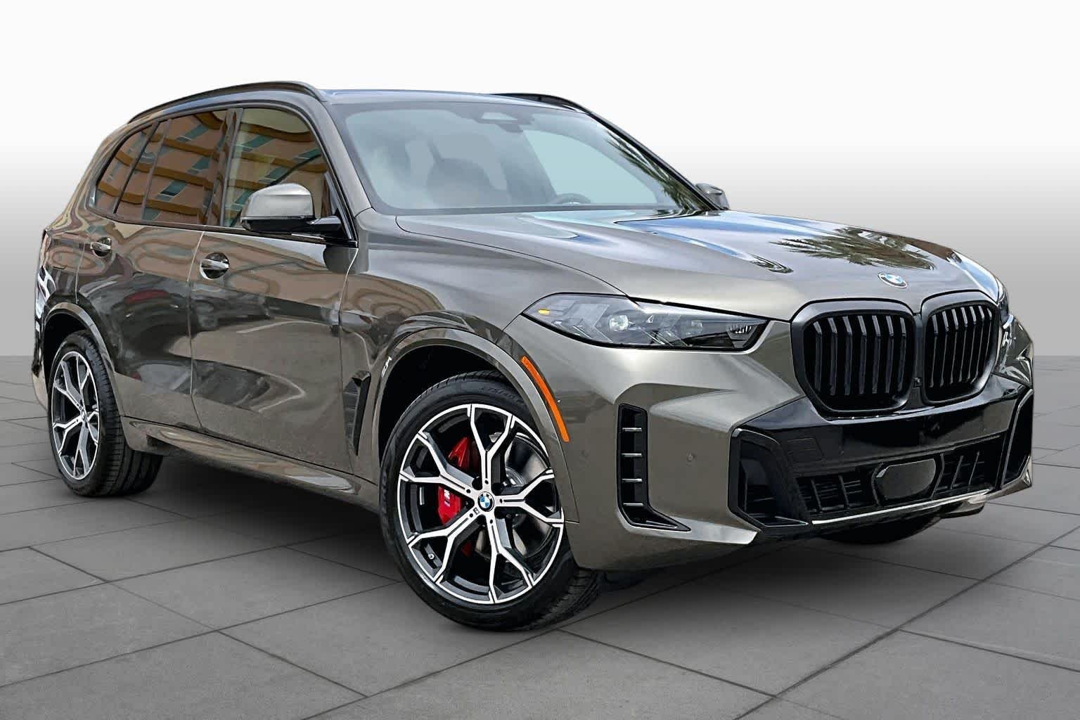 New 2026 Manhattan Green Metallic BMW xDrive40i image 2