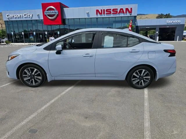 2023 Nissan Versa 1.6 SV CVT's photo