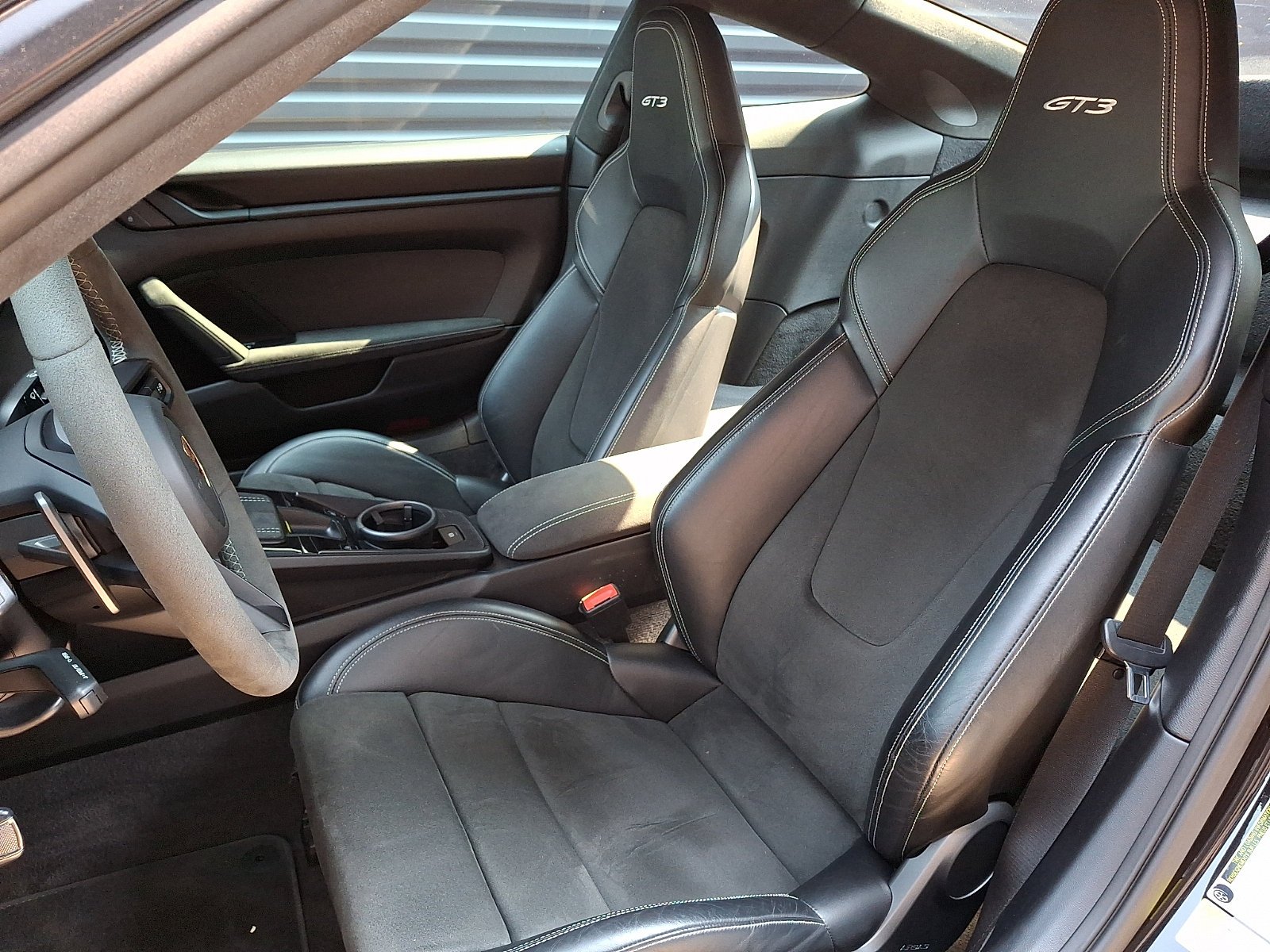 Certified Used 2022 Black   A1 Porsche GT3 image 5