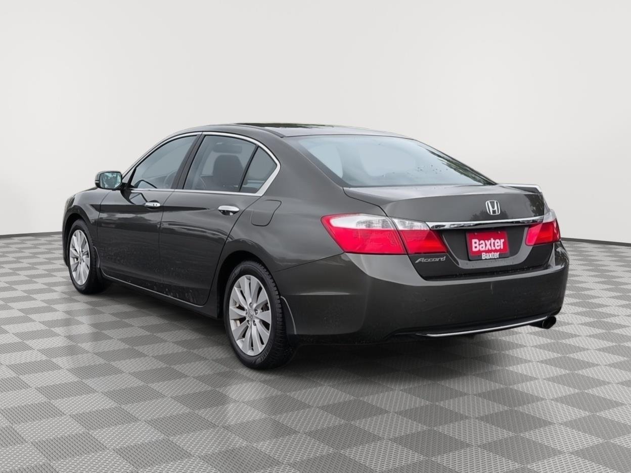 Used 2014  Honda EX image 20