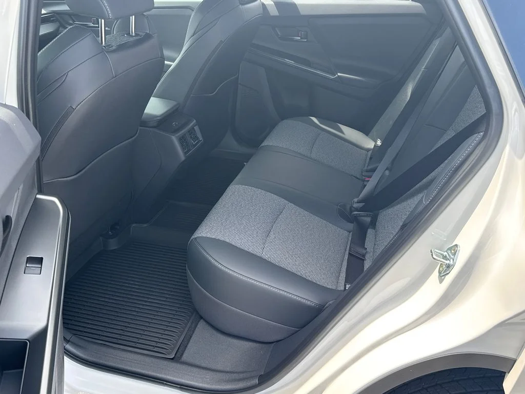 New 2026 Wind Chill Pearl Toyota XLE image 21