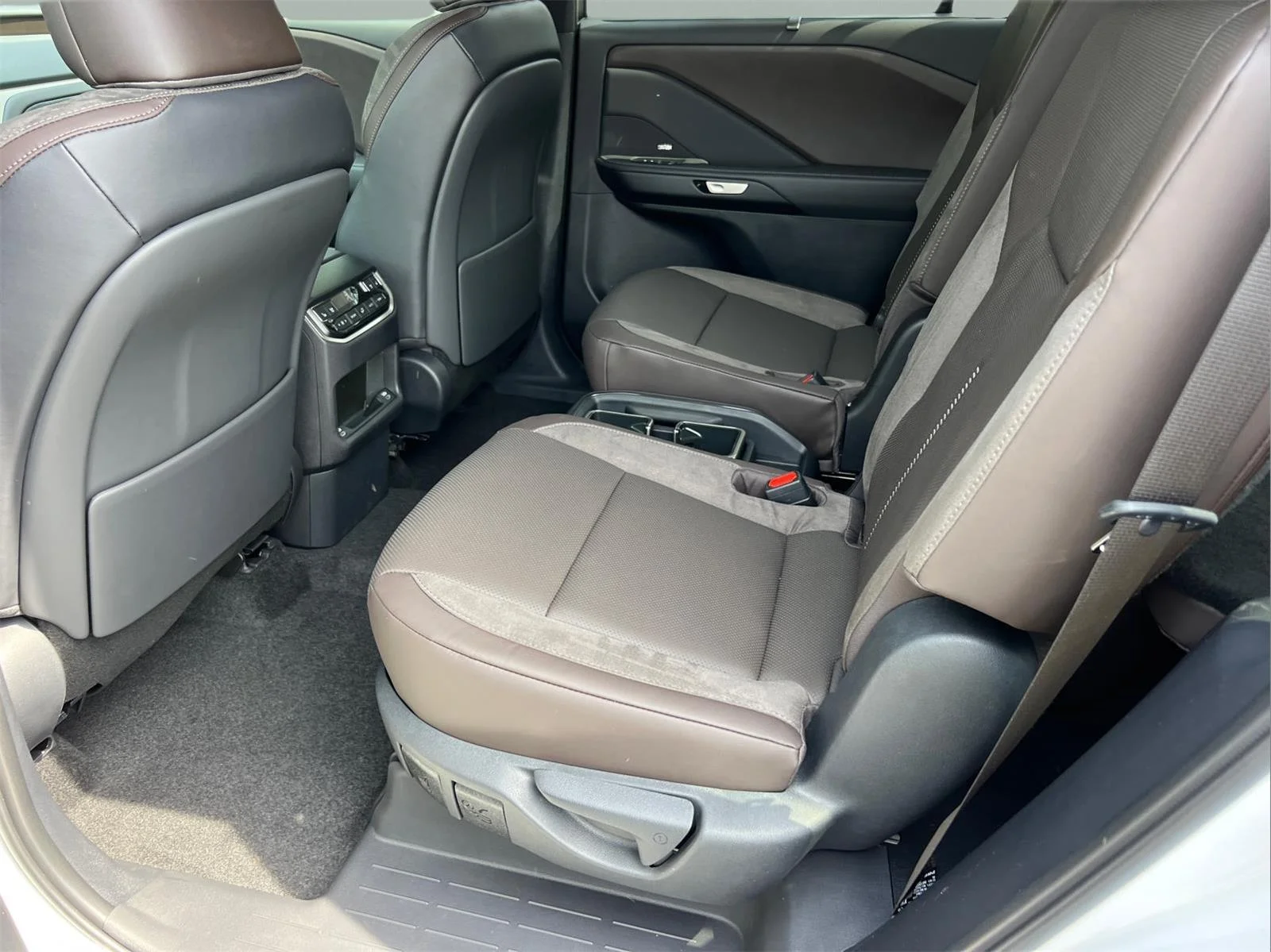 New 2026 Wind Chill Pearl Lexus TX 350 Luxury image 13