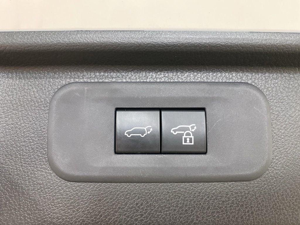 Certified Used 2024 Pearl Toyota Limited image 33