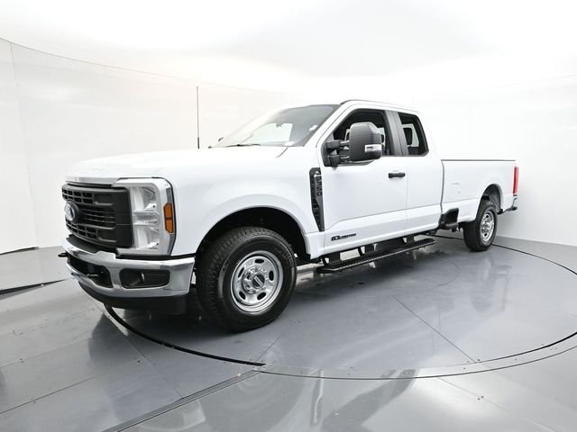 New 2026 Oxford White Ford F-350® XL image 44