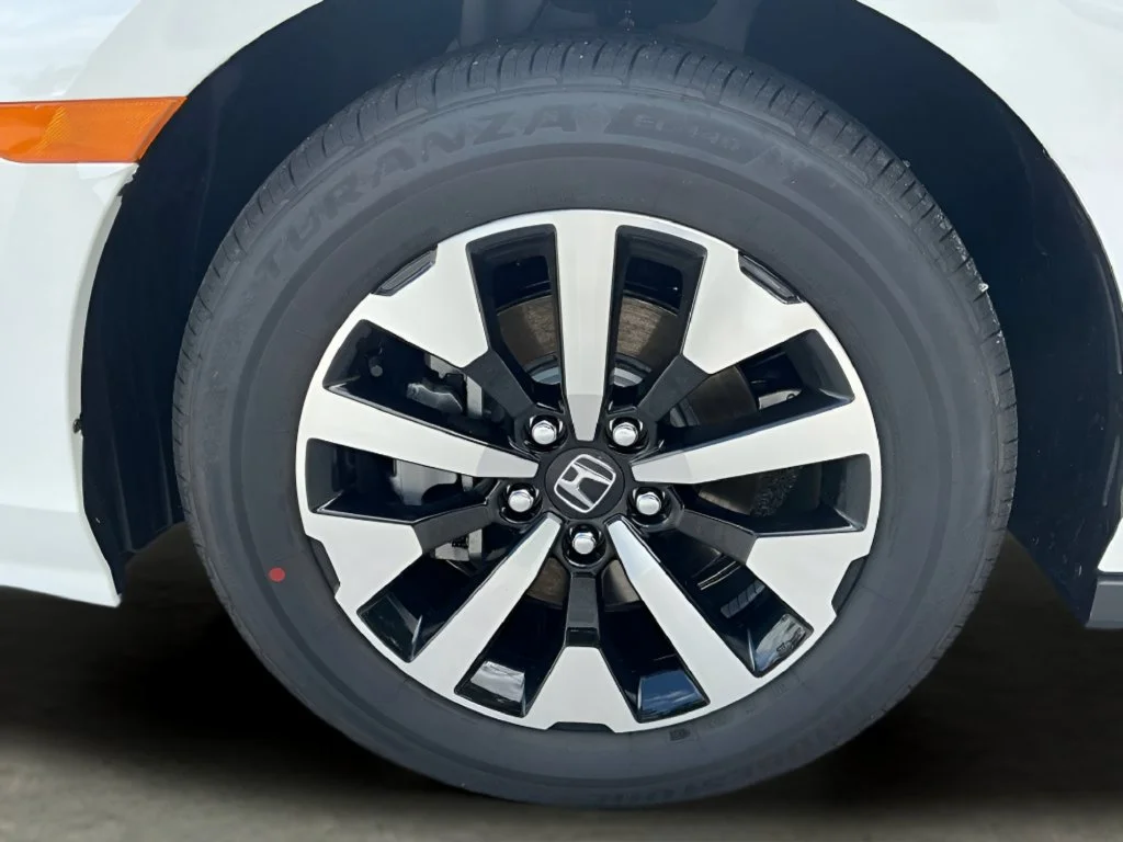 Used 2026 White Honda EX-L image 41