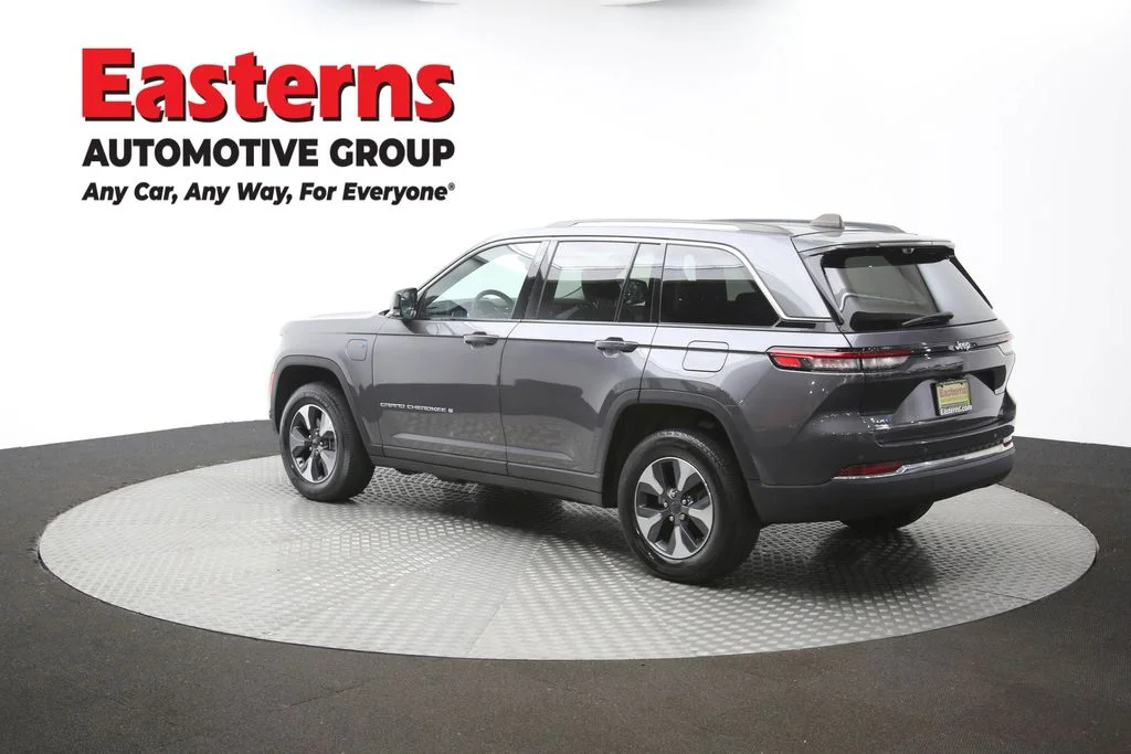 Used 2022 Gray Jeep 4xe image 68