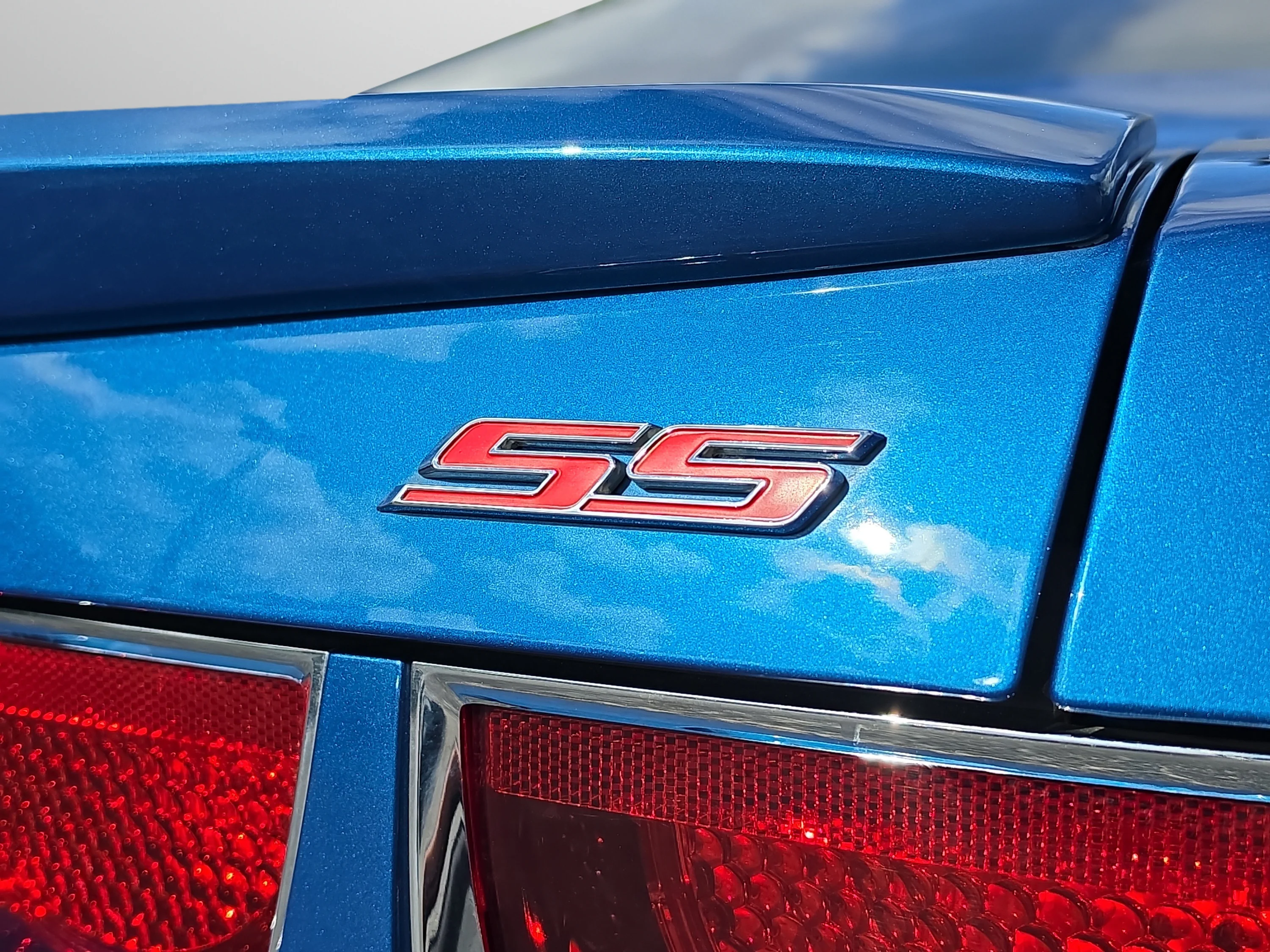 Used 2010 Aqua Blue Metallic Chevrolet 2SS image 16