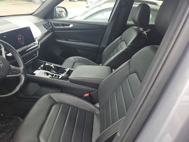 Used 2024 Silver Volkswagen 2.0T SEL R-Line image 9