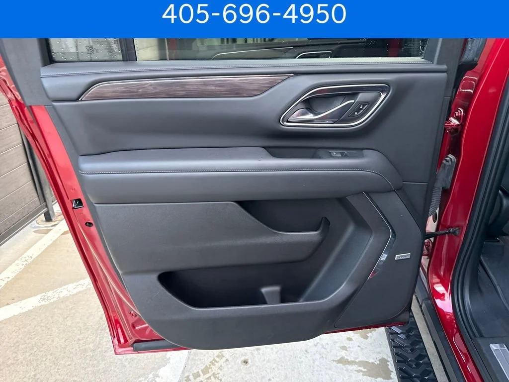 Pre-Owned 2023 Chevrolet Suburban Z71