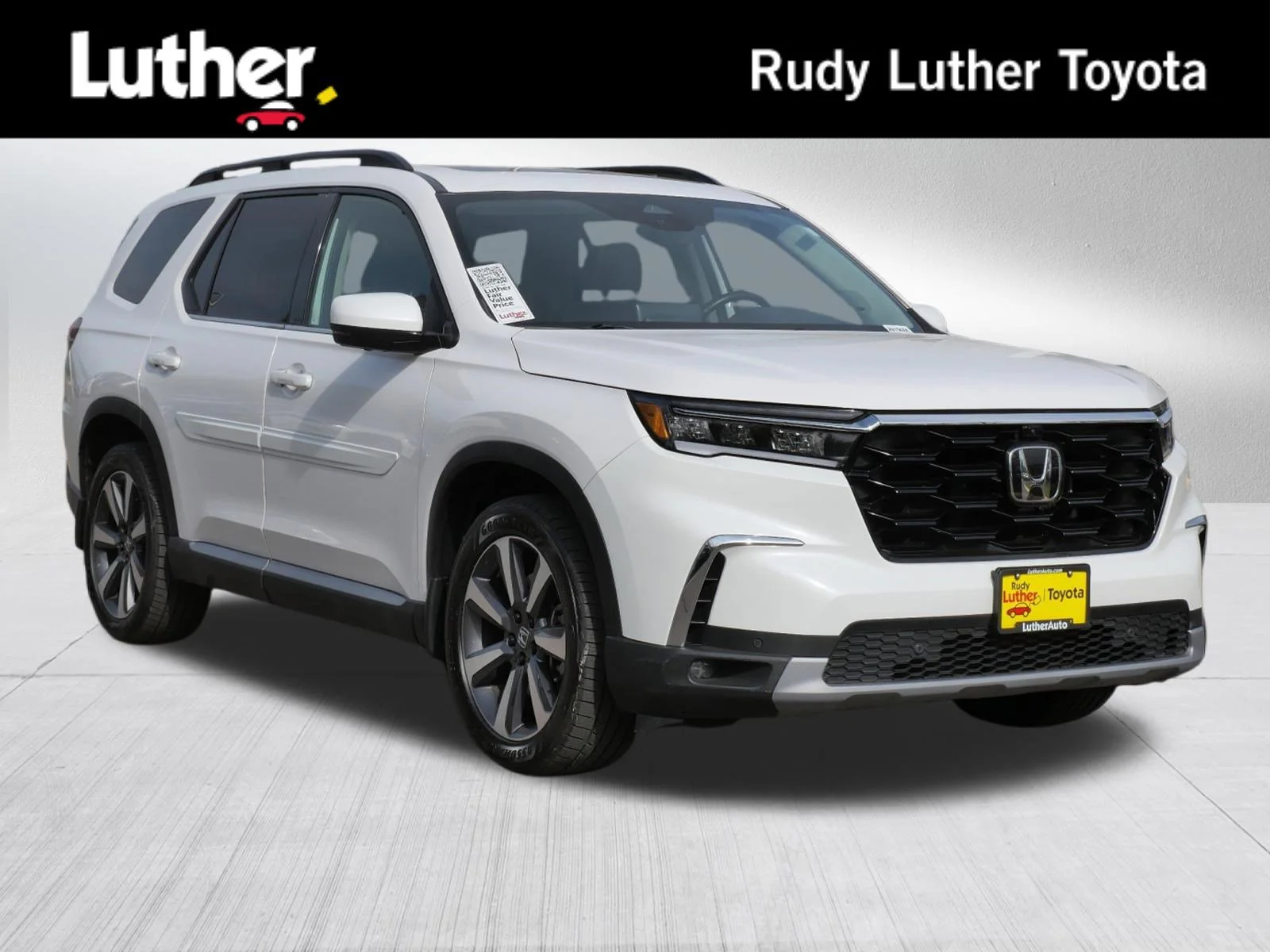 2023 Honda Pilot Elite AWD's photo