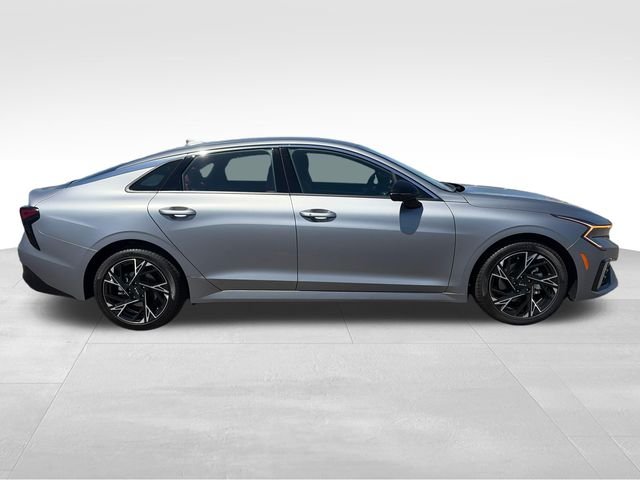 2026 Kia K5 GT-Line - Photo 9
