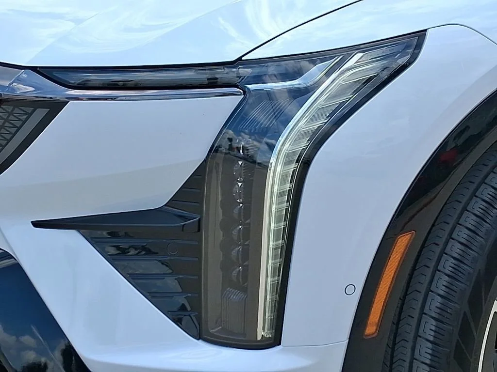 2026 Cadillac OPTIQ Sport - Photo 7