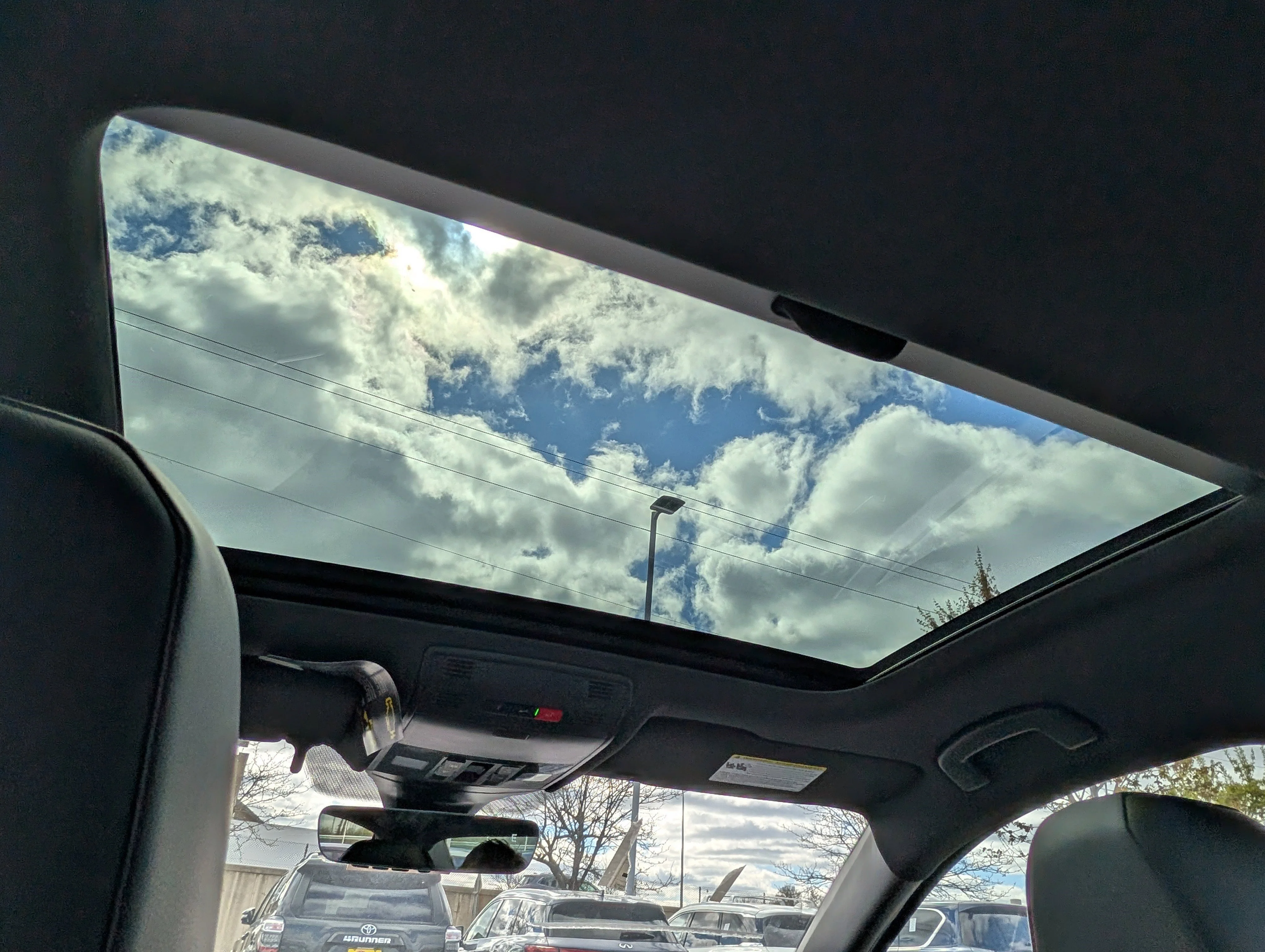 New 2026 Pure White w/Deep Black Roof Volkswagen Autobahn image 6