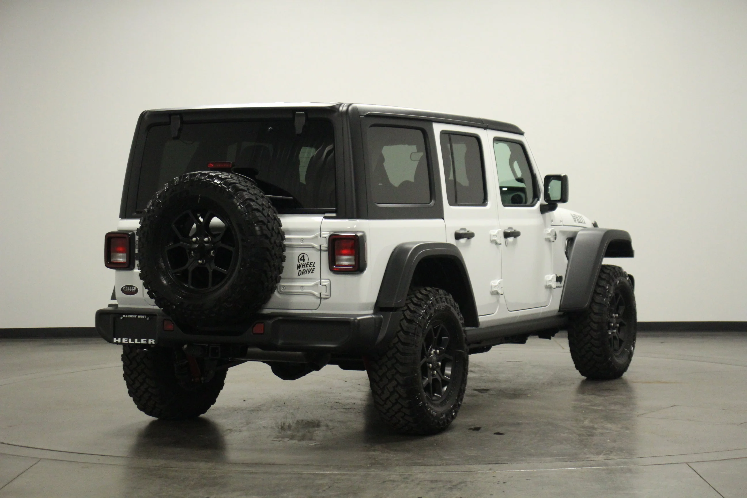 2025 Jeep Wrangler 4-Door Willys - Photo 8