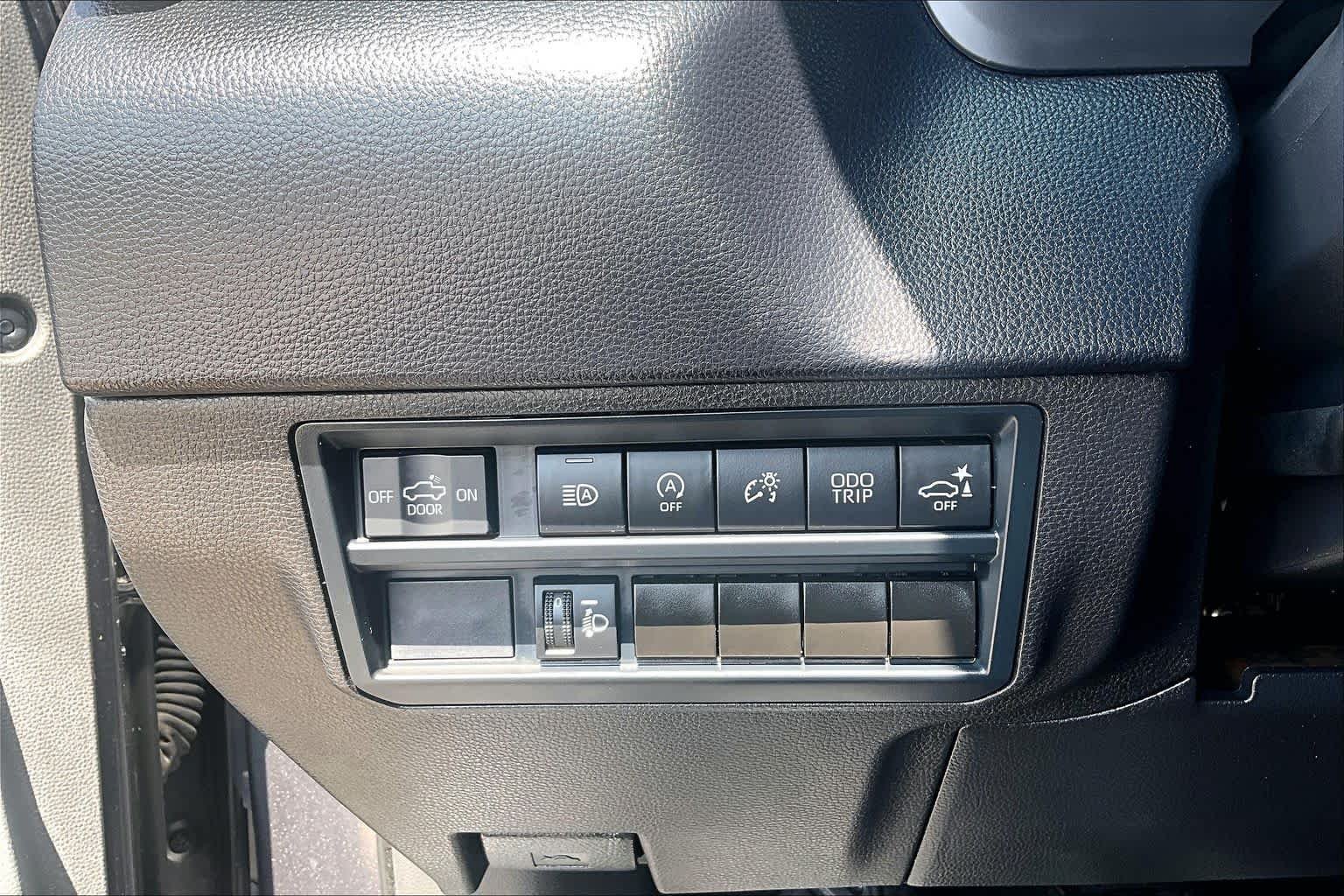 Used 2025 Magnetic Gray Metallic Toyota SR5 image 36