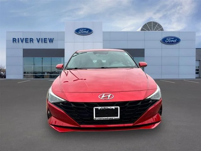 Used 2023 Hyundai Elantra SEL with VIN 5NPLM4AG9PH090458 for sale in Oswego, IL