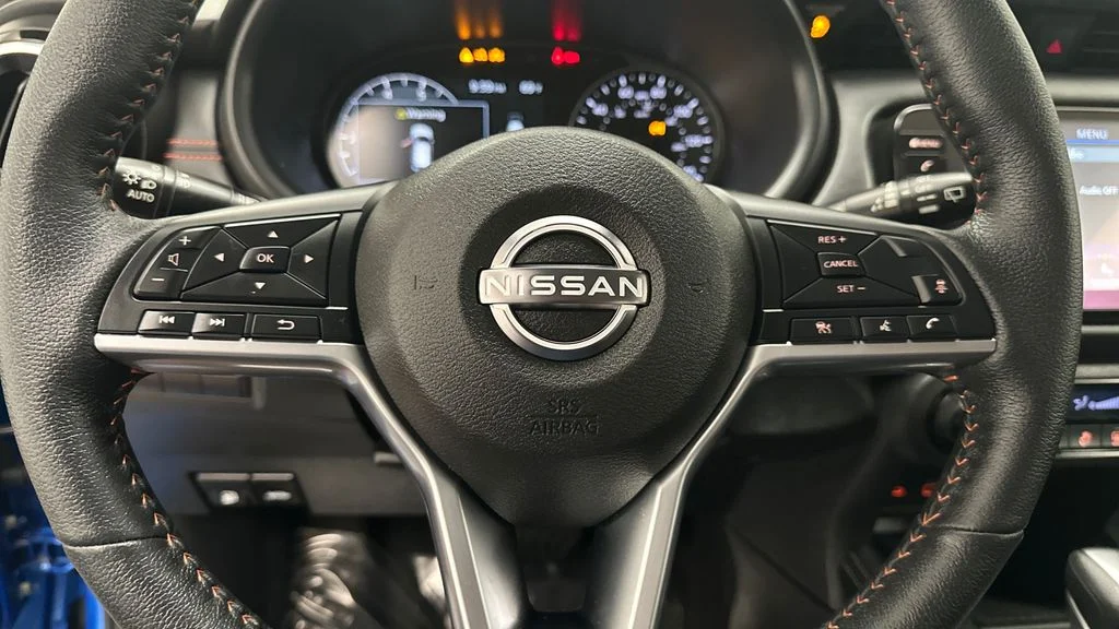 Used 2023 Blue Nissan SR image 15