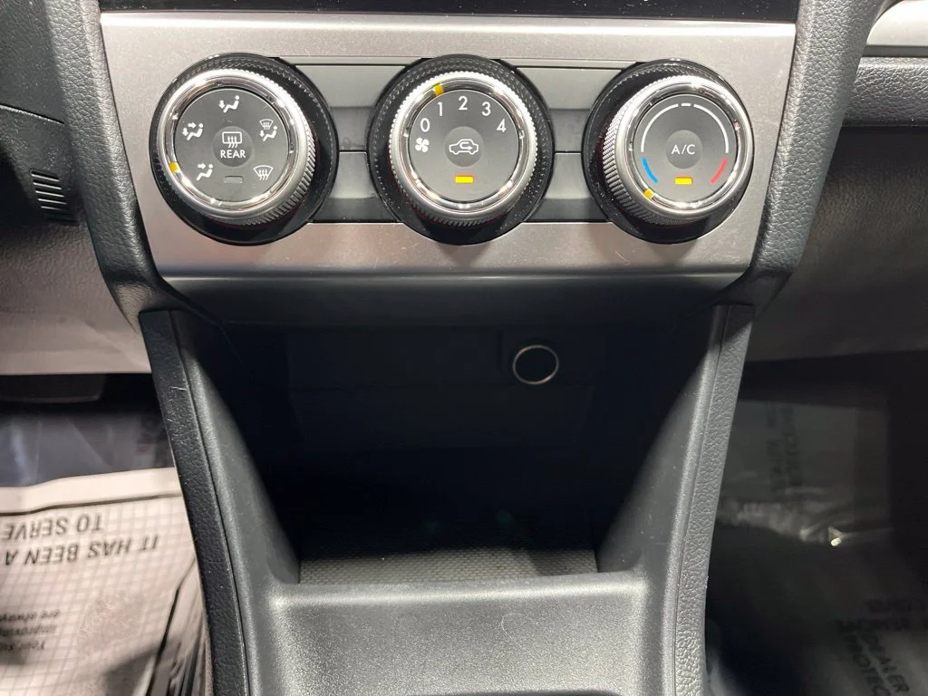 Used 2016 Ice Silver Metallic Subaru 2.0i Sport Premium image 24