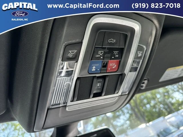 Used 2020 Black Ram Laramie image 32