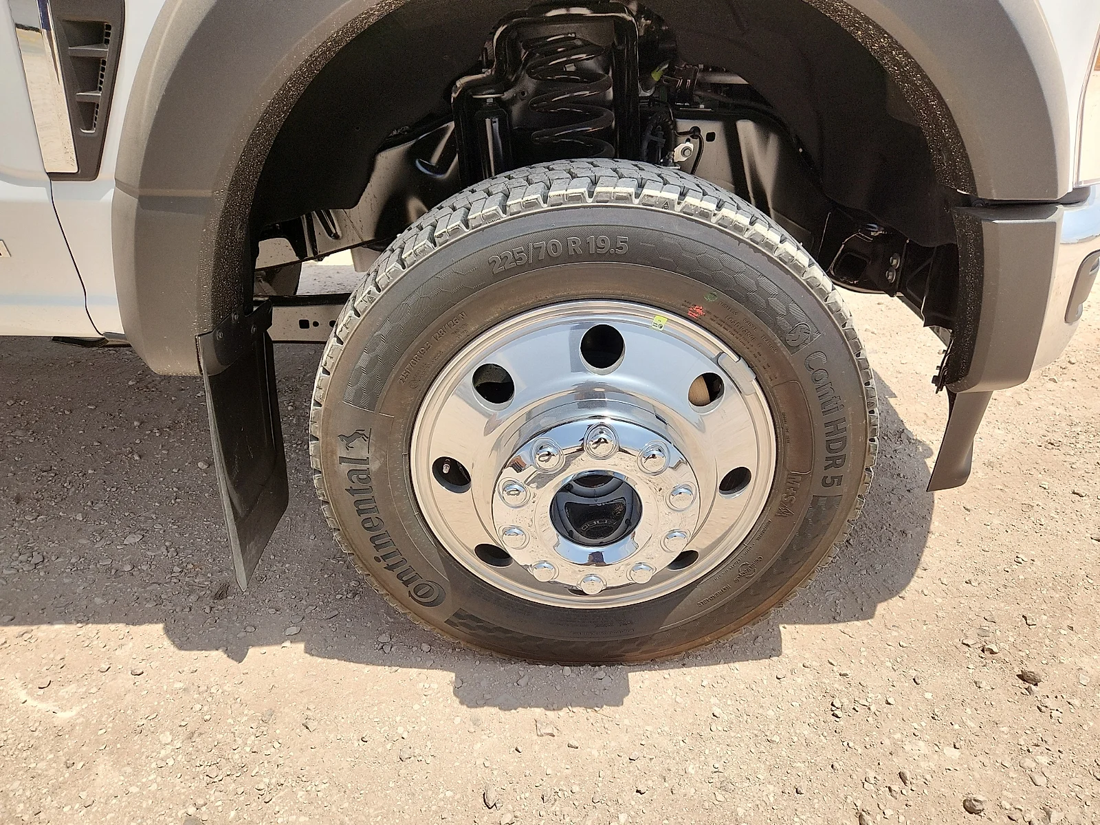 New 2026 Oxford White Ford F-450® XL image 9