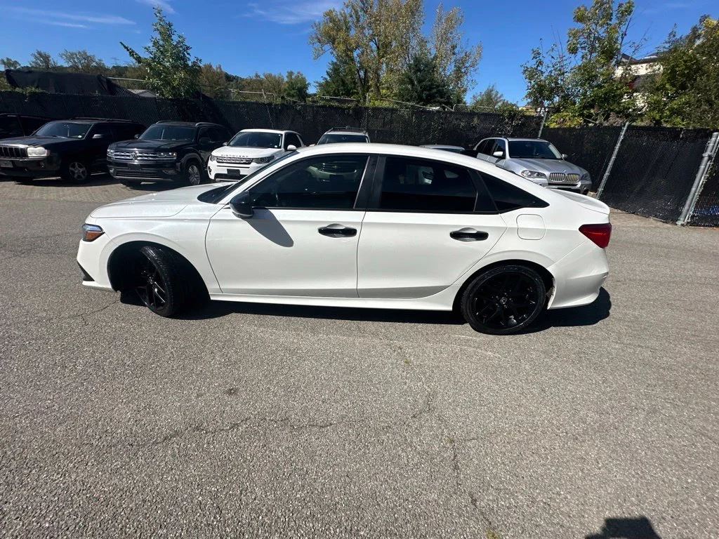 Used 2024 White Honda Sport image 3