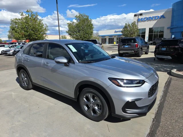 New 2027 Solar Silver Metallic Honda LX image 2