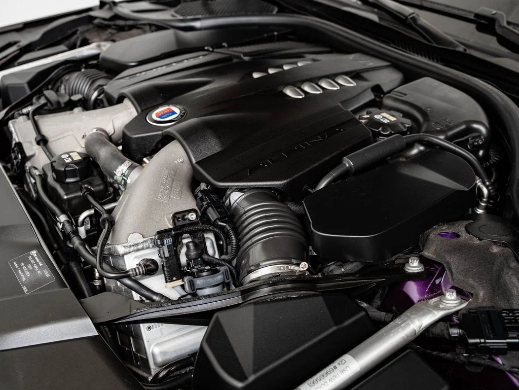Used 2022 Twilight Purple Metallic BMW ALPINA B7 xDrive image 54