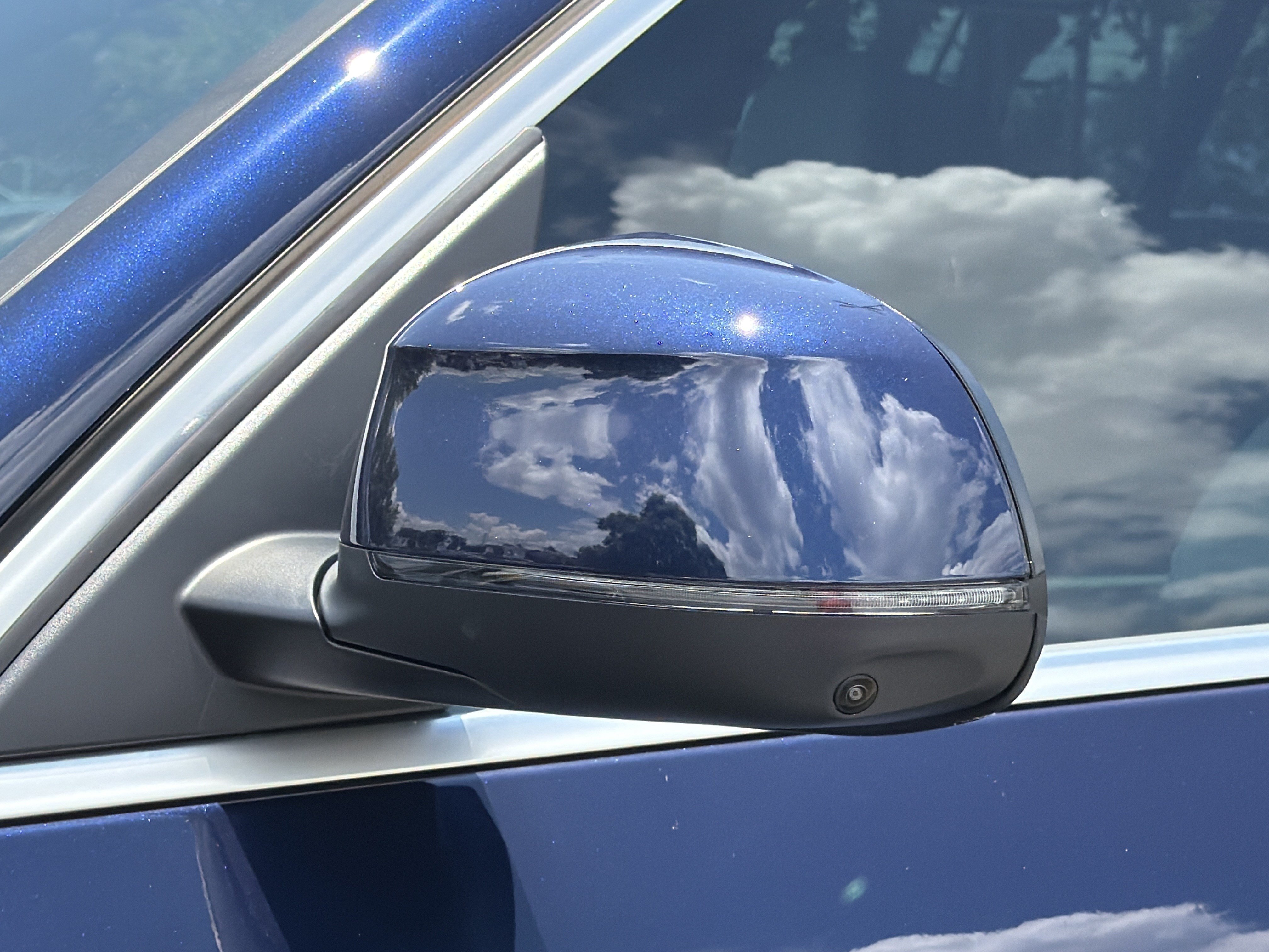New 2026 Tanzanite Blue II Metallic BMW sDrive40i image 31