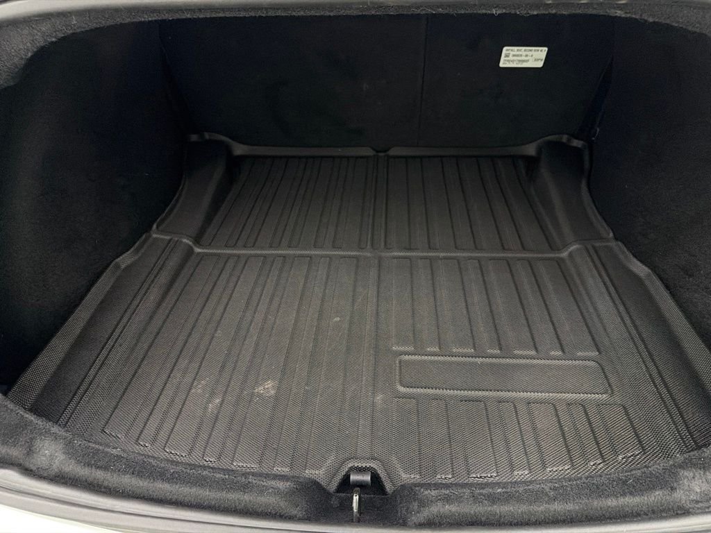 Used 2025 White Tesla Long Range image 26