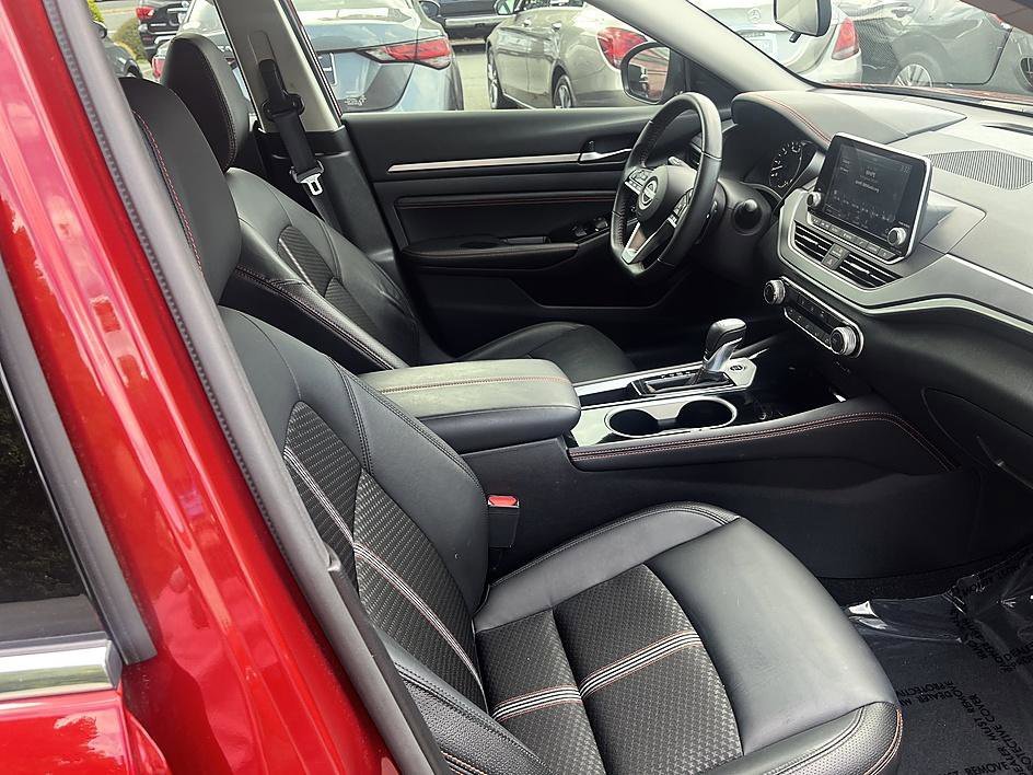 Used 2023 Scarlet Ember Tintcoat Nissan 2.5 SR image 19