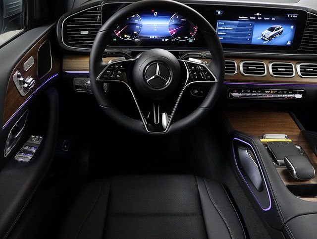 2025 Mercedes-Benz GLE GLE450 - Photo 15