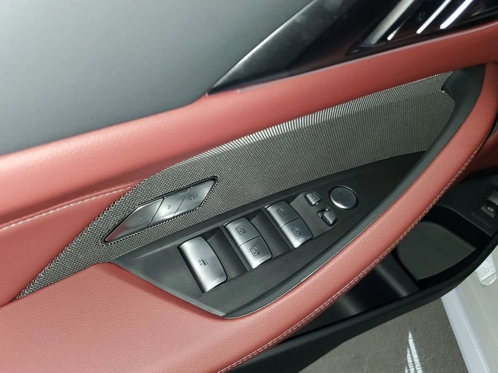 New 2026 Alpine White BMW M440i image 9
