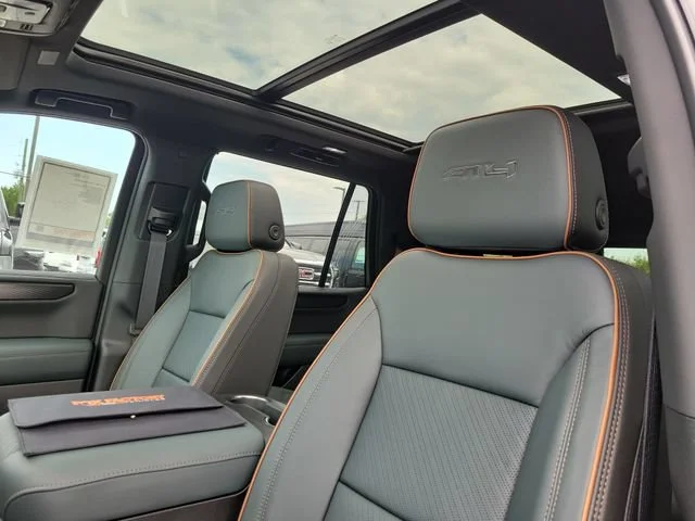 New 2026 Onyx Black GMC AT4 image 7