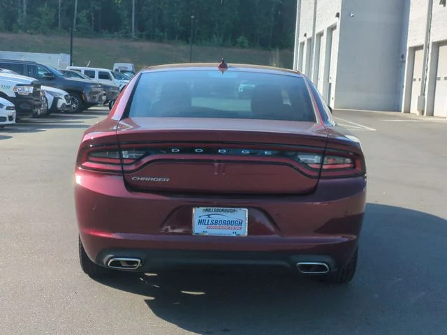 Used 2023 Red Dodge SXT image 12