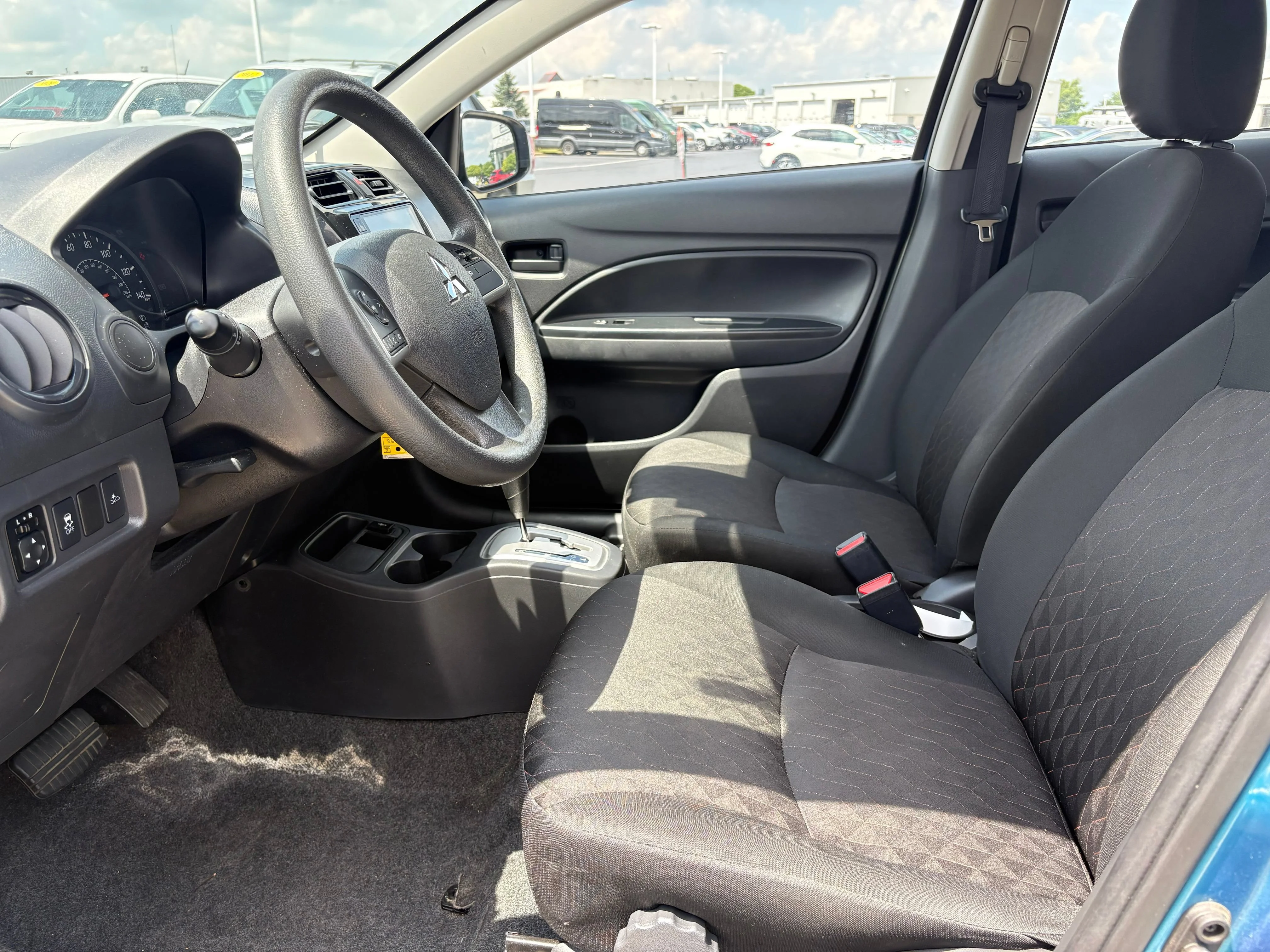 Used 2024 Blue Mitsubishi ES image 12