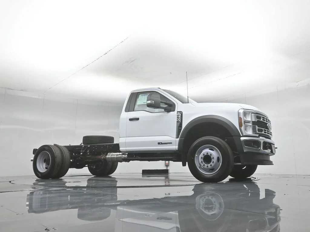 New 2026 Oxford White Ford XL image 43